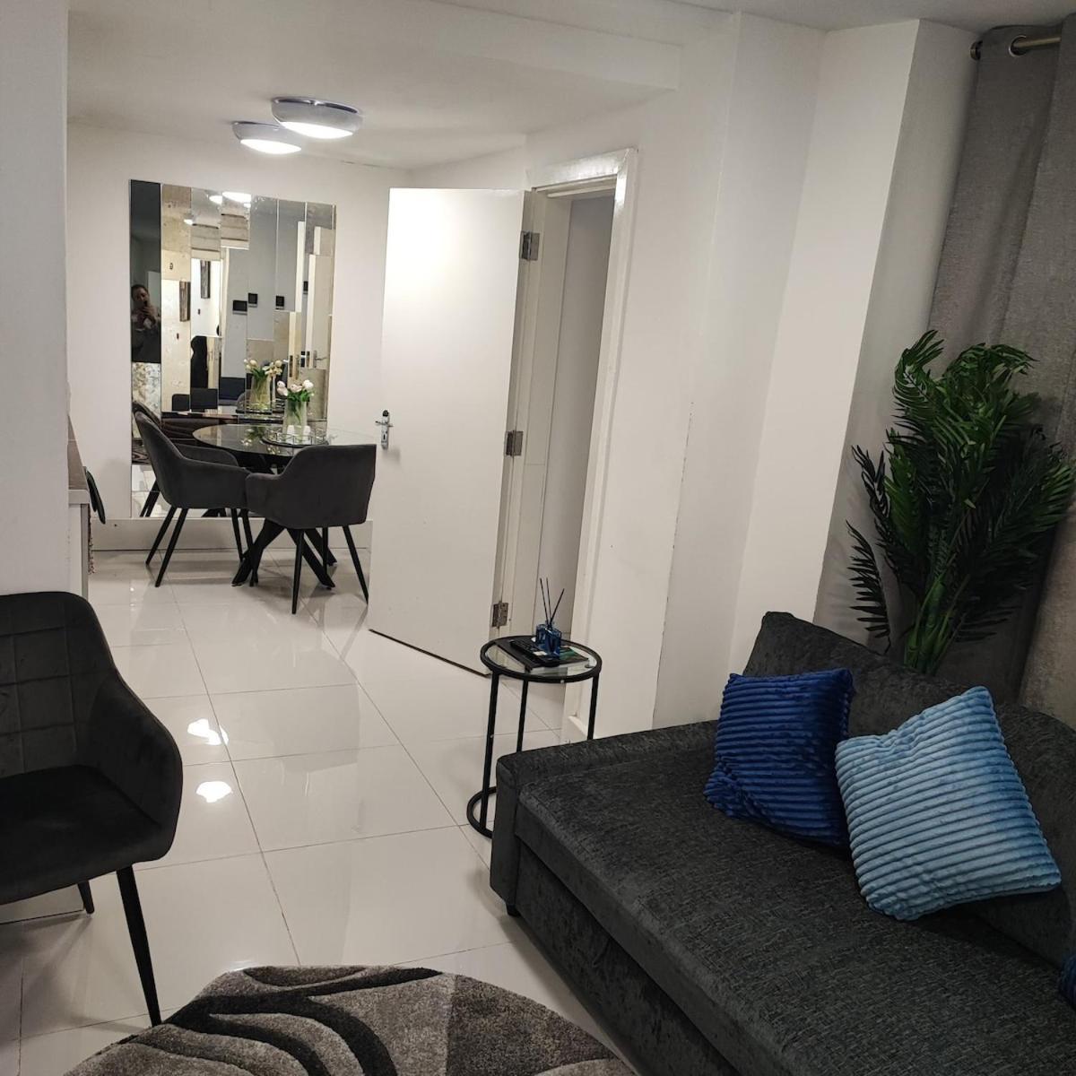 1B Apartment, 30 Mins To Oxford Street London Exterior foto